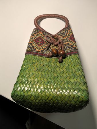 Handgemachte Handtasche aus geflochtenem Gras, Sommer-Look!