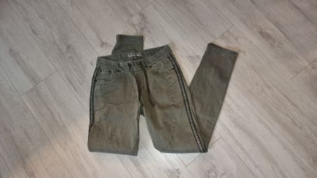Khakifarbene Damen-Treggings mit Zierstreifen, Gr. 36 