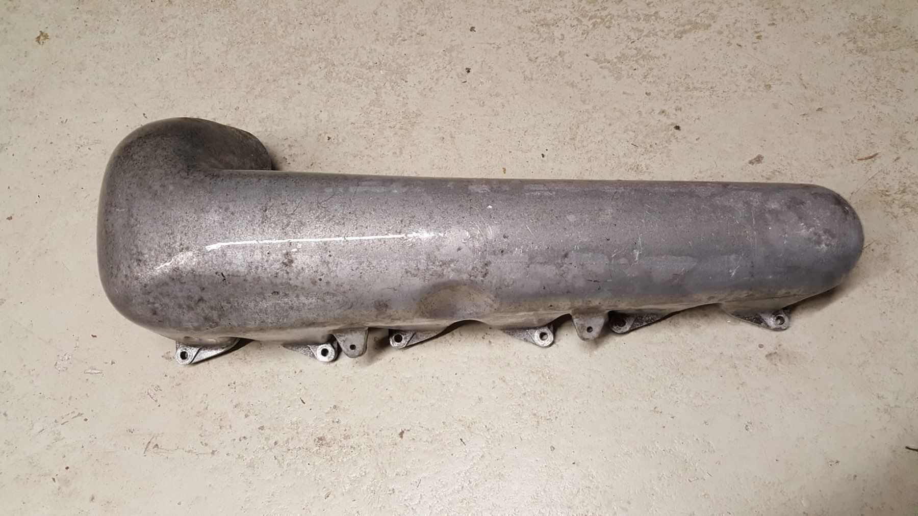 Alfa Romeo Tutti pezzi di ricambio auto: Alfa Romeo Touring Spider , Sprint 2600,2000 – Usato da Speicherschwendi venduto da Supersport 2