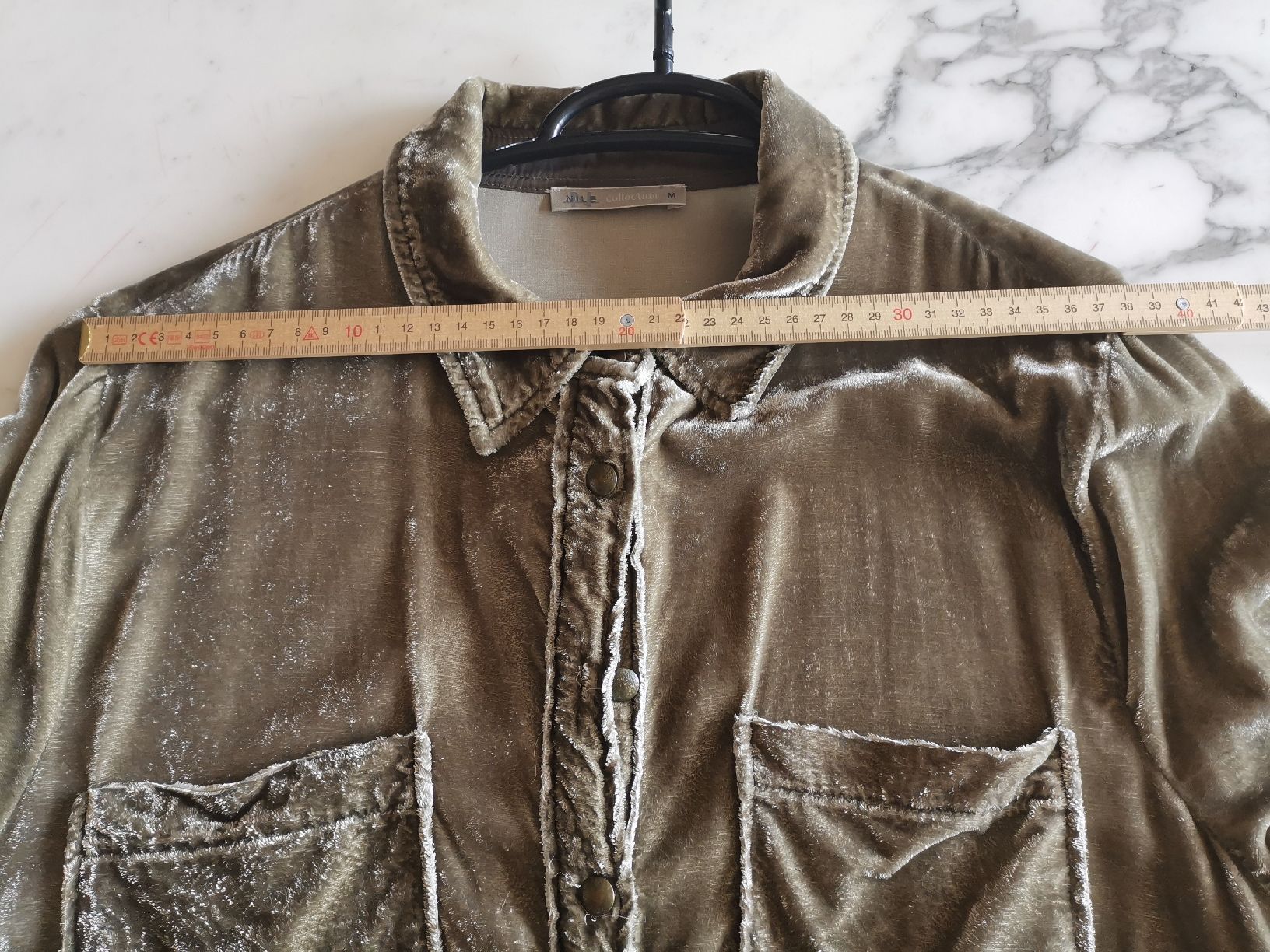 Nile Camicette: Nile Samt Bluse mit Seide – Usato da Uerikon venduto da pink_flamingo 3