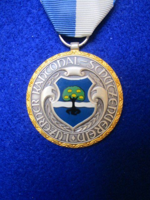 Medaglie: Luzerner Stich 1985 email. Gemeindewappen Luthern - goldene – Nuovo (secondo la descrizione) da Luzern venduto da Horoskop1 1
