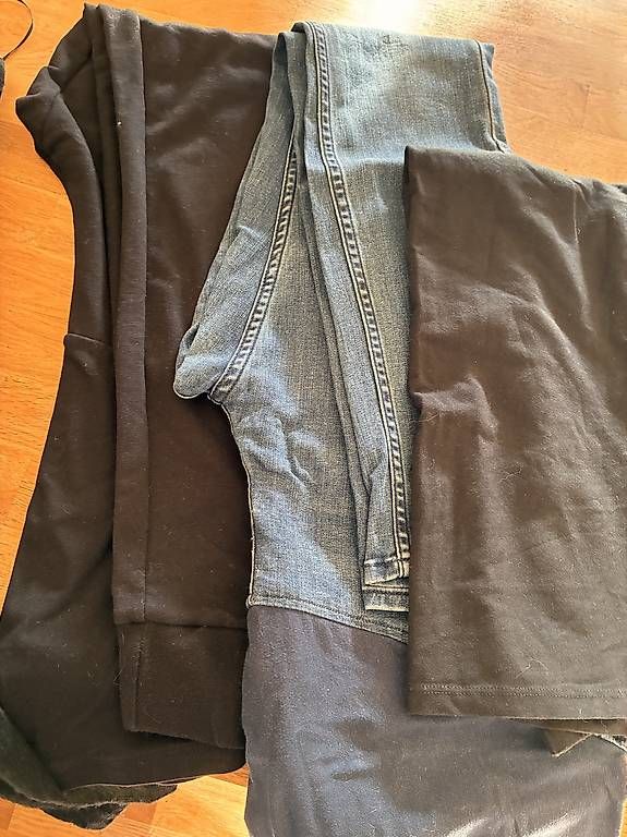 Lots de vêtements: Vêtements grossesse  – D'occasion à Chêne Bourg par jen_l2dl 2