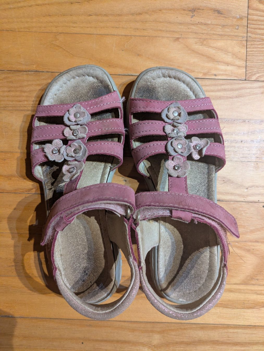 Scarpe per ragazze: Sandale – Usato da Lommis venduto da susannekoenig 1