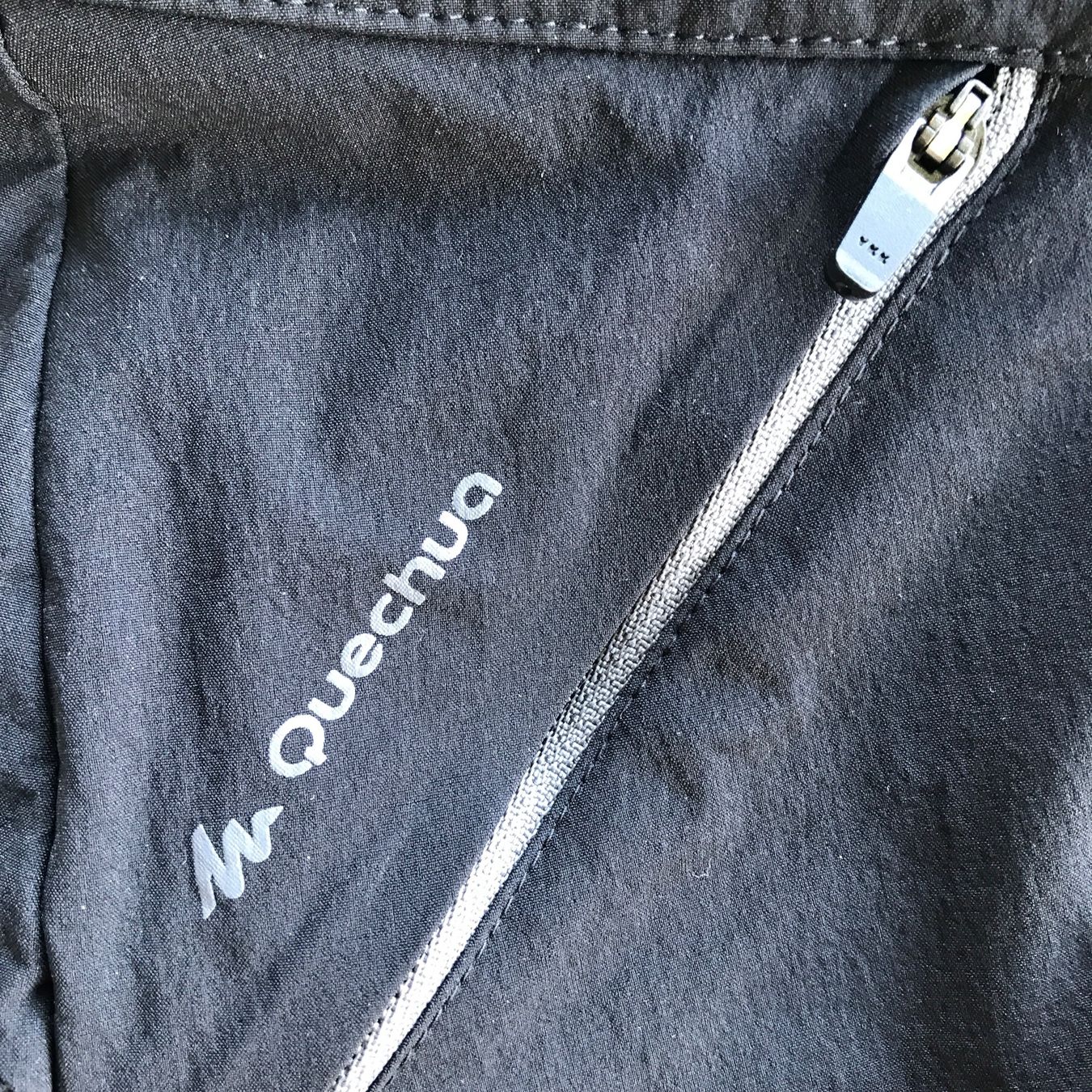Decathlon Hosen: Trekkingshorts Quechua Damen anthrazit, Gr. 36 – Gebraucht aus Ebnat-Kappel von Molton 5