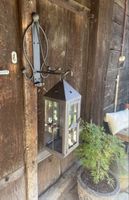 Jolie lanterne avec suspension 