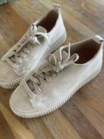 Sneaker L'Estrosa Wildleder beige Grösse 36 getragen
