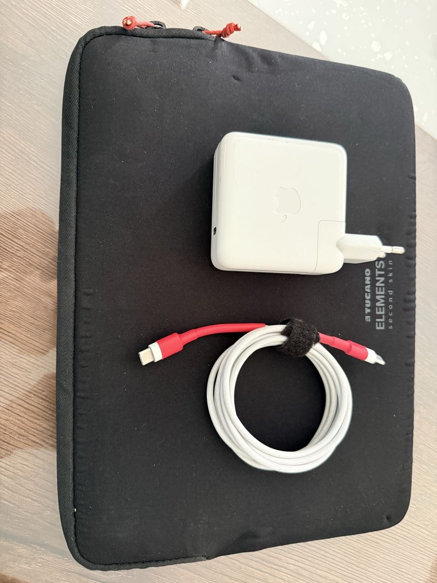 Apple PC: MacBook Pro 13" 2017, Intel Core i7 - État Impeccable ! (59) – Usato da La Chaux-de-Fonds venduto da hed_27yb 5