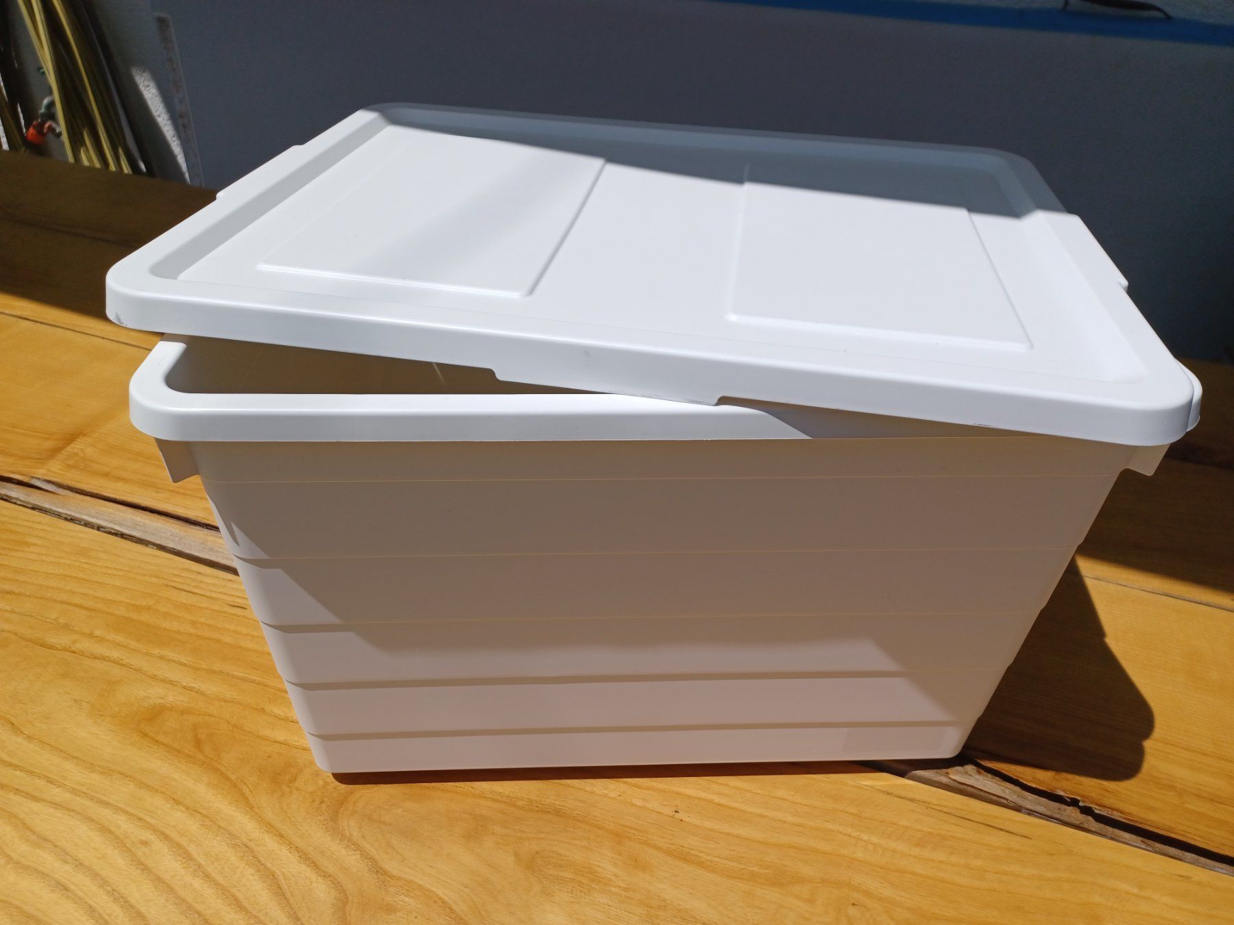 Casse di trasporto: Box mit Deckel, weiß, 38x51x30 cm – Usato da Wildegg venduto da Apollo2
