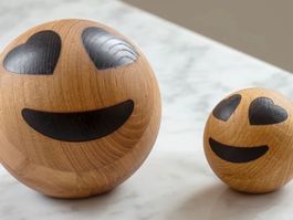 Holz Emojis Gross & Klein UVP Sfr 69,- Spring Copenhagen