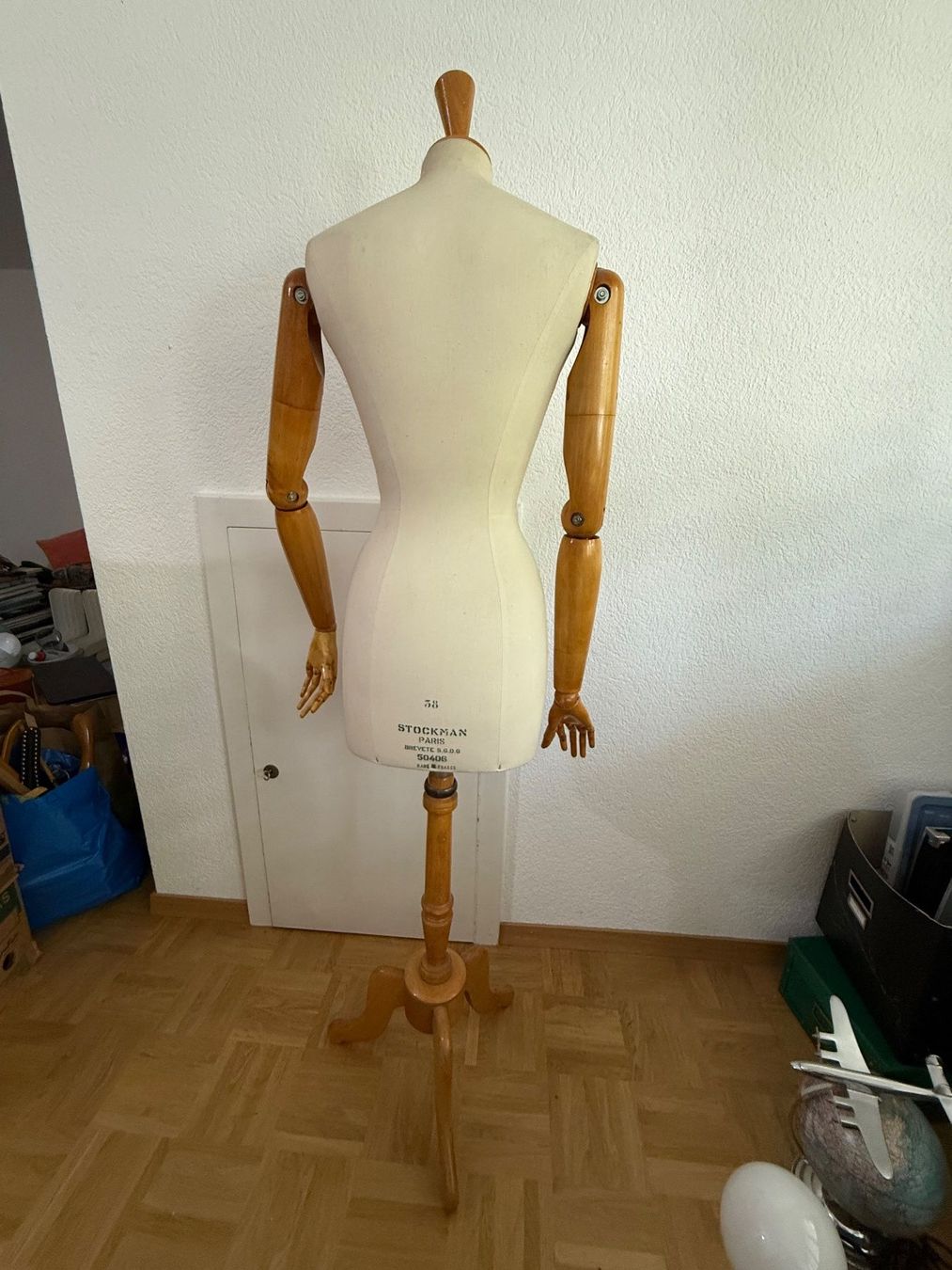 Allestimento di negozi e stand fieristici: Vintage Schneiderpuppe aus Paris – Usato da Fehraltorf venduto da thalwil88