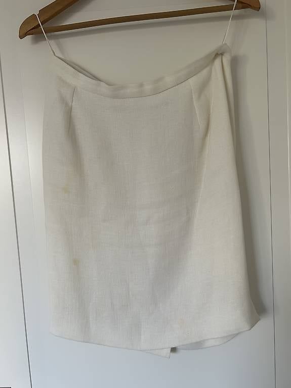 Costumi: Damenkostüm Gr. 38 – Usato da Büsserach venduto da ooe_q2yl 2
