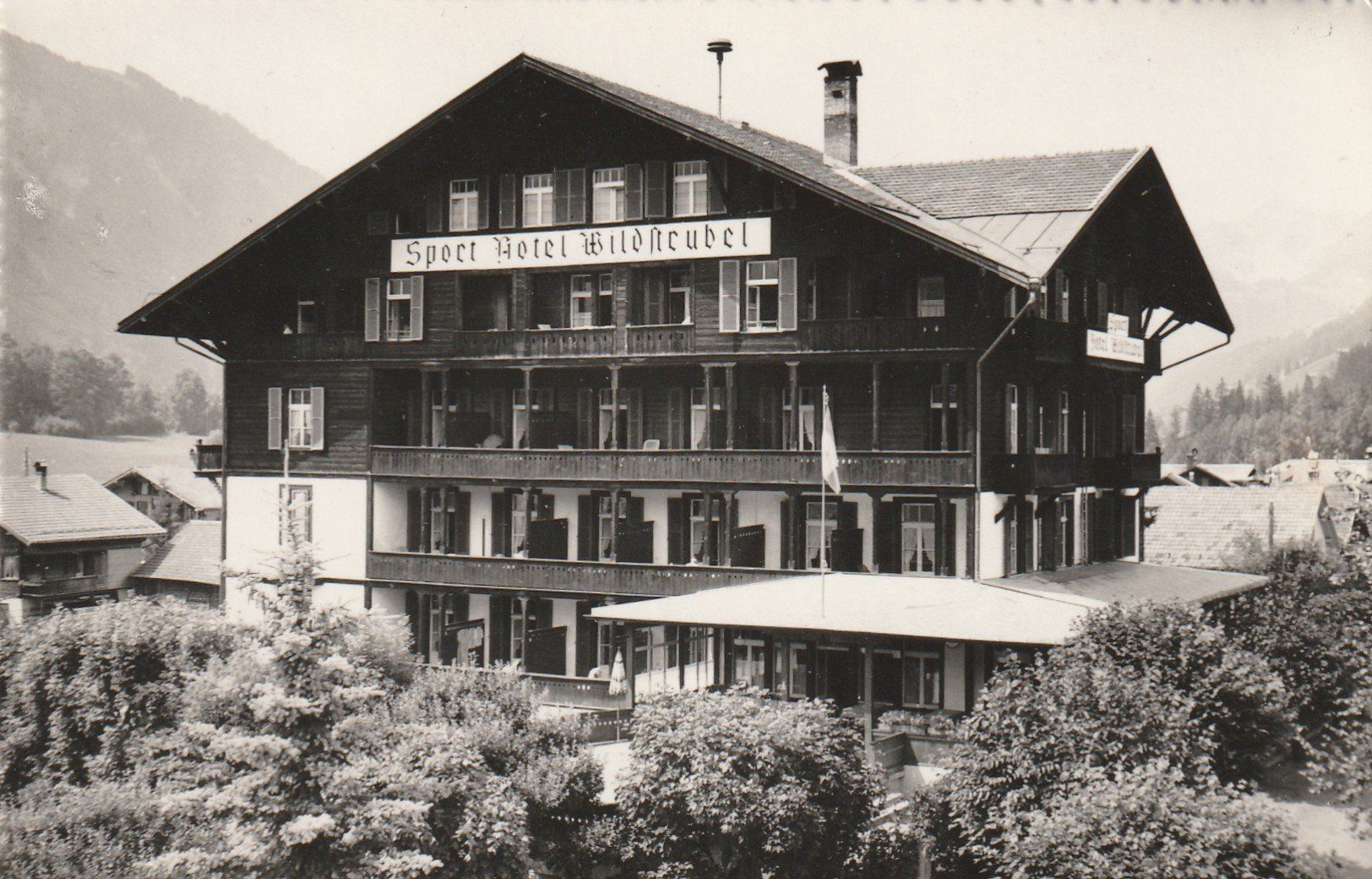 Cartoline postali: Lenk i. S. Sporthotel Wildstrubel – Usato da Rorschacherberg venduto da fratovi2