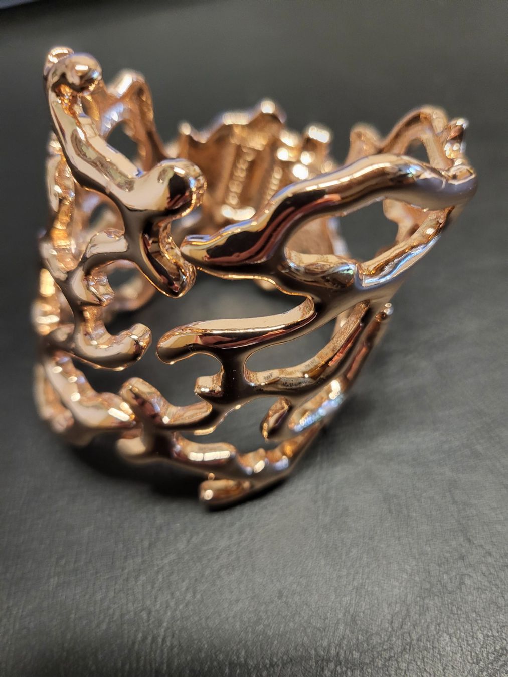 Desigual Armbänder & -reifen: Desigual Bracelet – Gebraucht aus Lindau von Seepferd33
