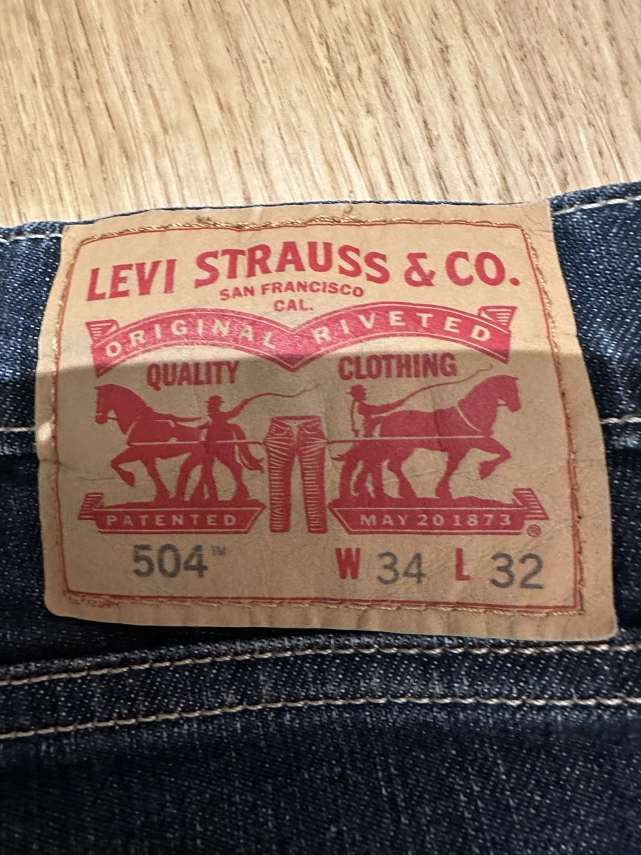 Jeans: Levi’s 34/32 – Usato da Adligenswil venduto da Pwe70 2