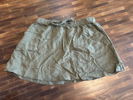 Sommerlicher Minirock, Khaki-Grün, Grösse M, Top Zustand