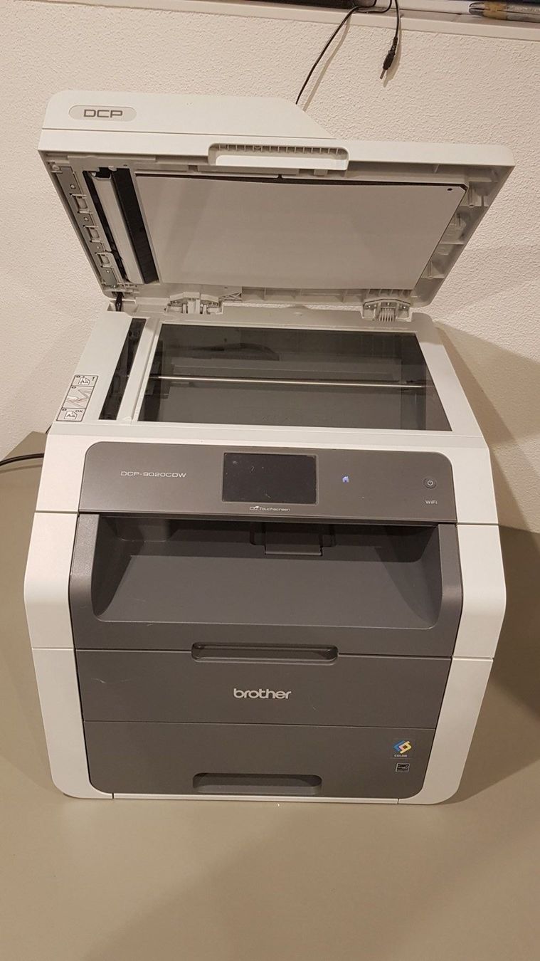 Brother Stampanti: Brother DCP-9020DCW Laserdrucker – Usato da Oetwil am See venduto da fineli2 1