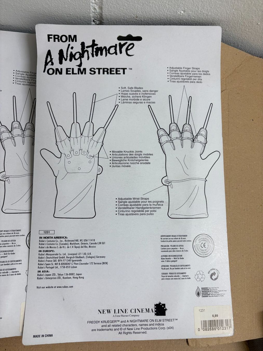 Guanti & manicotti: Neue Freddy Krueger Handschuhe, Nightmare – Nuovo e nell'imballaggio originale da Ottenbach venduto da TimelessEmotions. 4