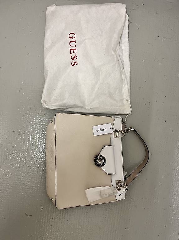 Portamonete: Guess Purse - With tags – Usato da Zürich venduto da mxcs