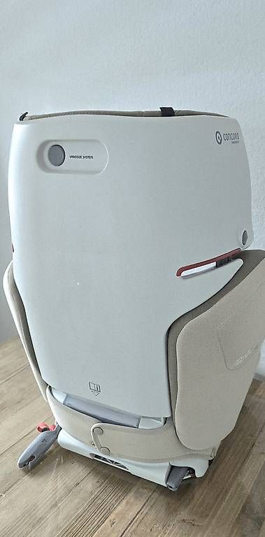 Seggiolini per auto: Concord Autositz 15 - 36 kg – Usato da Zürich venduto da joo_hrd5 3