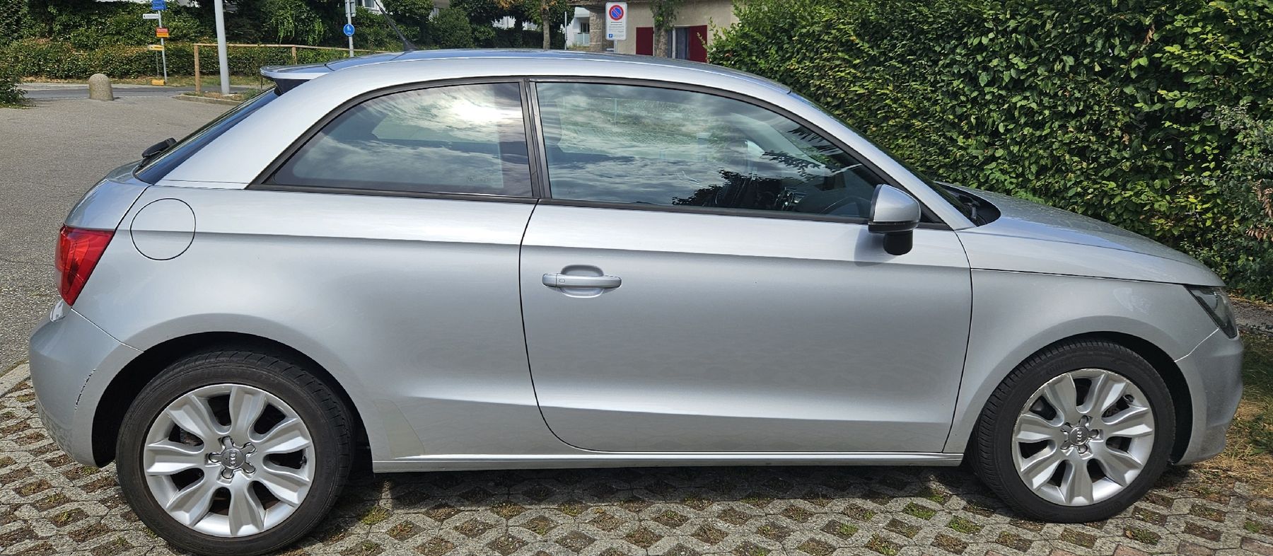 Audi Autos: Audi A1 – Gebraucht aus Hildisrieden von carmenst85 1