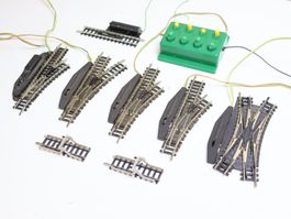 Minitrix 8 x Elektro Weichen/Prellbock/Entkuppl. + Stellpult