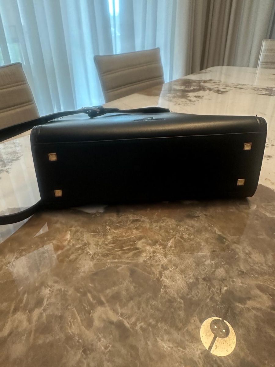 Autres vêtements & accessoires: Elisabetta Franchi bag with shoulder strap – D'occasion à Rüschlikon par bec_h6pp 3
