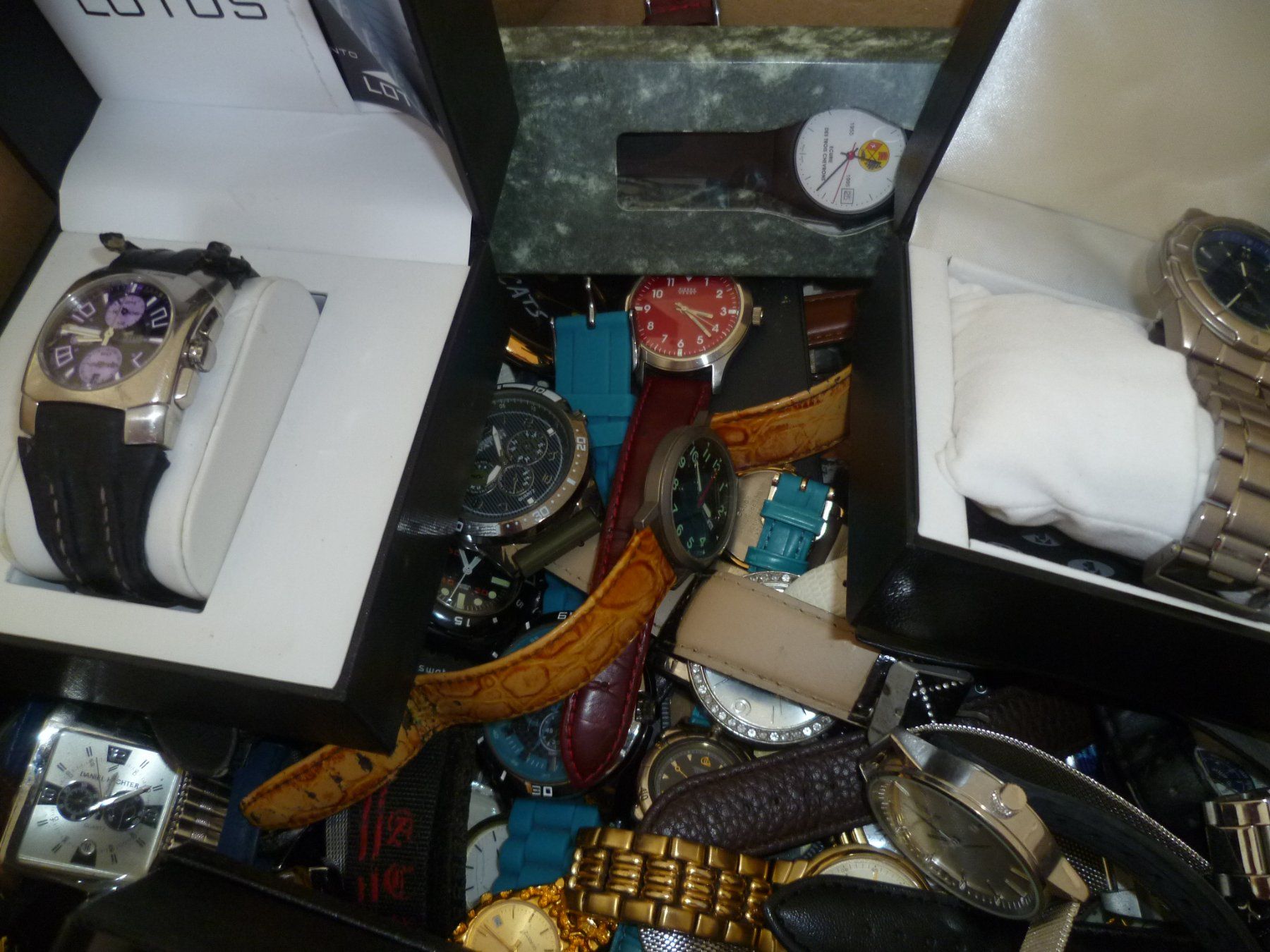 Montres: UHRENLOT CA. 11KG – Défectueux à Hombrechtikon par Minerva_x2 1