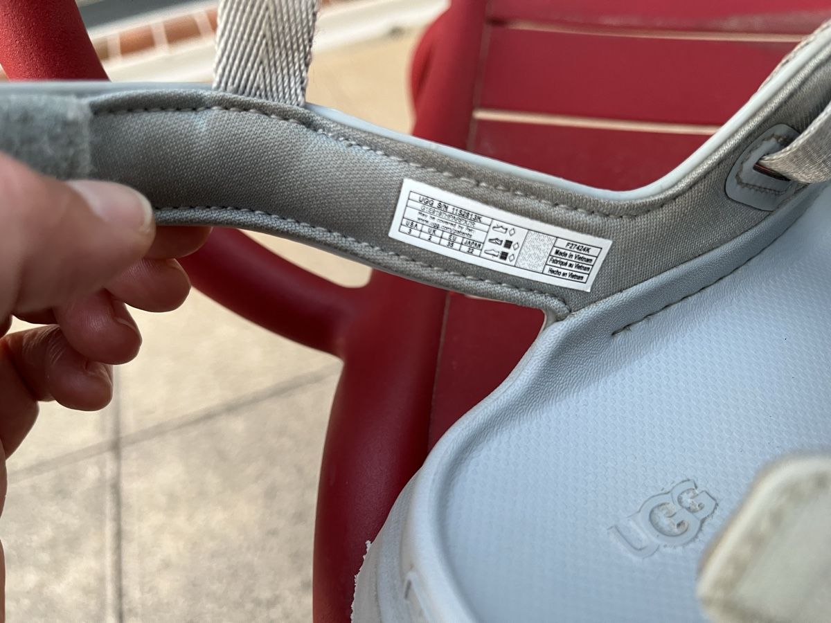 Ugg Scarpe per ragazze: Sandales UGG – Usato da Genthod venduto da Bilibi 6
