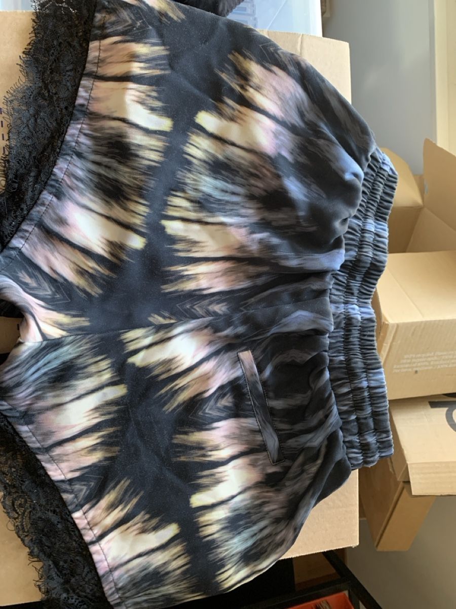 Only Hosen: Short ONLY – Gebraucht aus Prangins von val_2c72 5