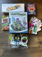 Lot de 4 jeux, 4 livres et un stylo 3D