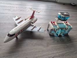 Lego City Airport Set 7894 mit Flugzeug & Tower
