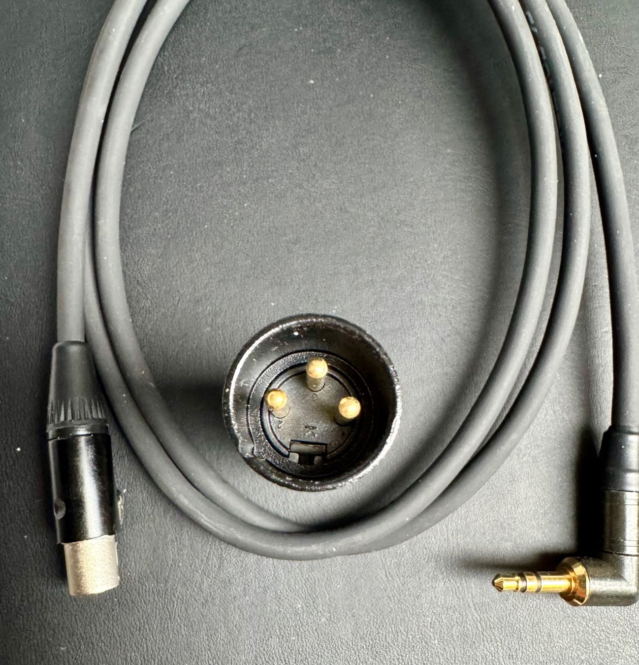 Cavi: Contrik Mini XLR Female Stecker Rean – Usato da Hermetschwil-Staffeln venduto da Sigmund57