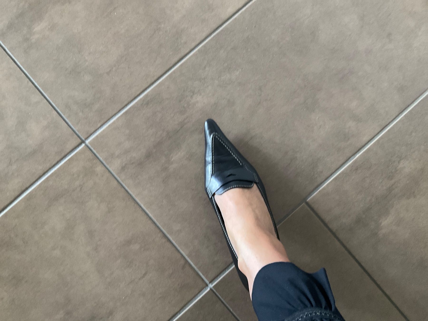 Scarpe da donna: Escarpins en cuir marine p.39 – Nuovo (secondo la descrizione) da Murten venduto da Louis1954 3