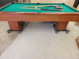 Billardtisch mit Zubehör grün Holz Optik guter Zustand