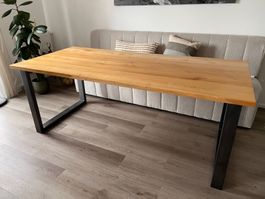 Tisch eichenholz massiv