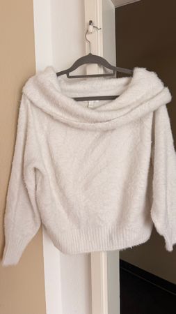 Pullover schulterfrei, Grösse XS