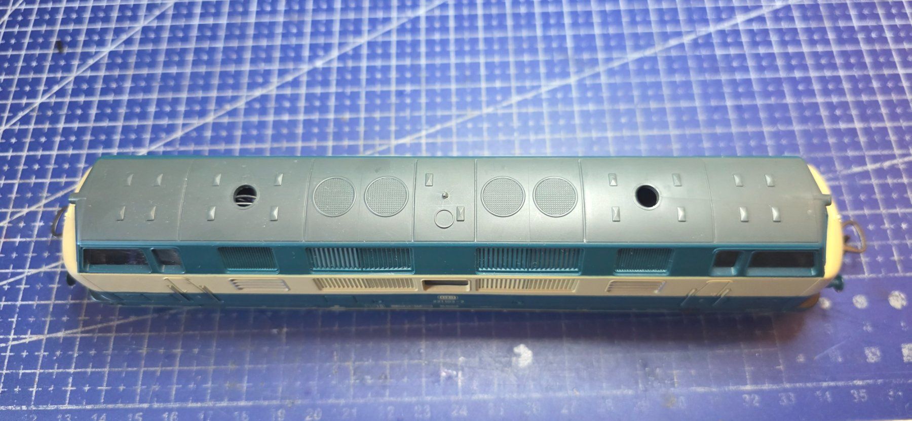Lima Modellini di ferrovie: Lima DB221 103-2 H0/DC Analog – Usato da Hochfelden venduto da Danizh0 1