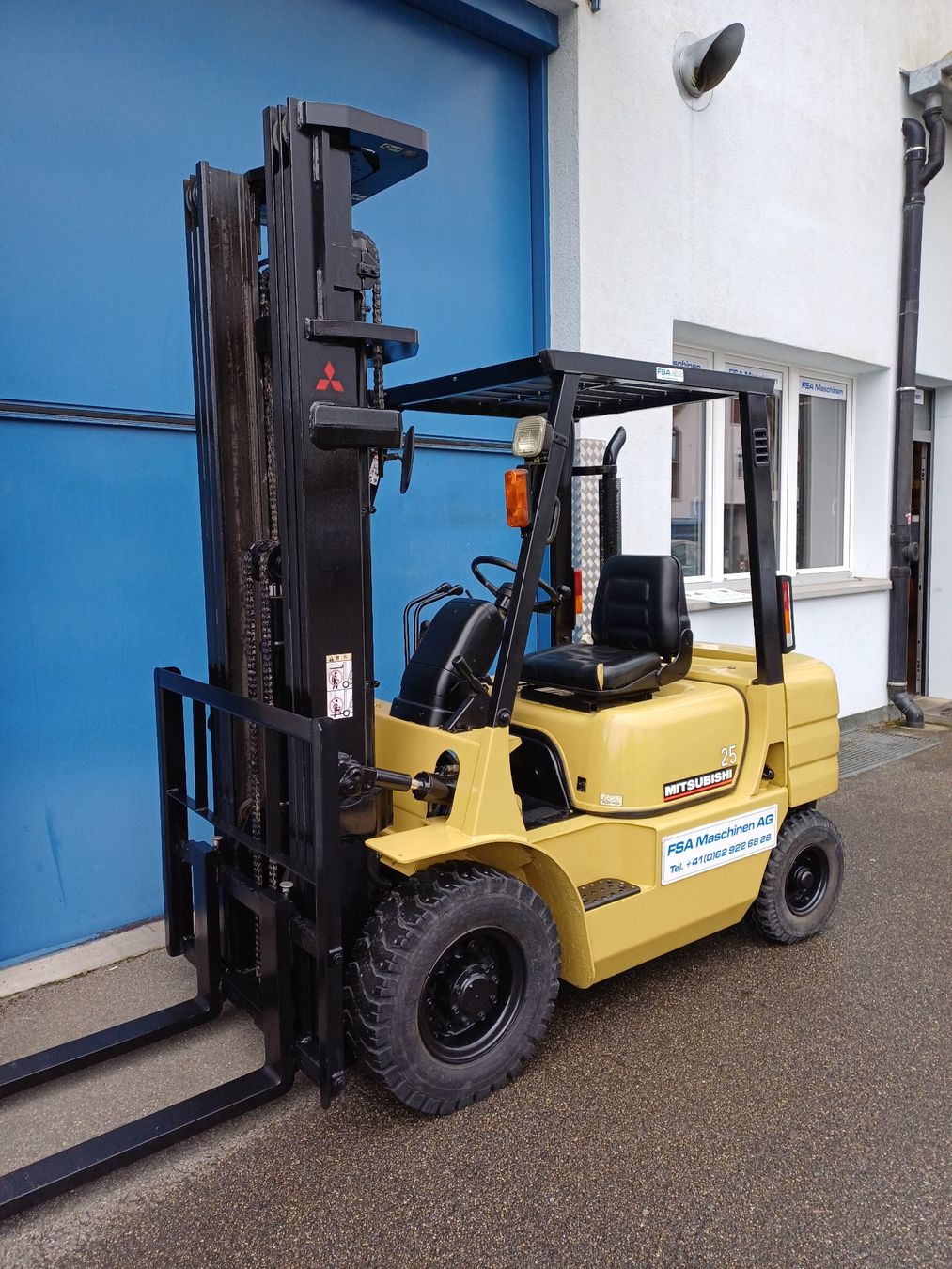 Mitsubishi Carrelli elevatori e a forche: MITSUBISHI Benzin-Gabelstapler 2.5 ton, 5 m – Usato da Aarwangen venduto da fsa-maschinen 1