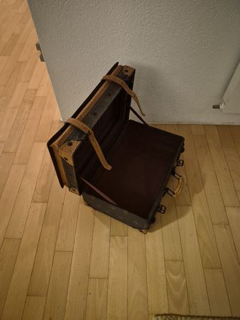 Mercury Vintage Reisekoffer braun mit Lederriemen gebraucht