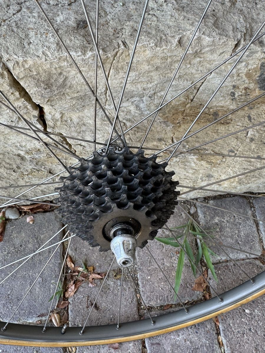 Shimano Pezzi di ricambio: Dura ace Hinterrad 8 fach  – Usato da neerach venduto da Treetrimmer0 4