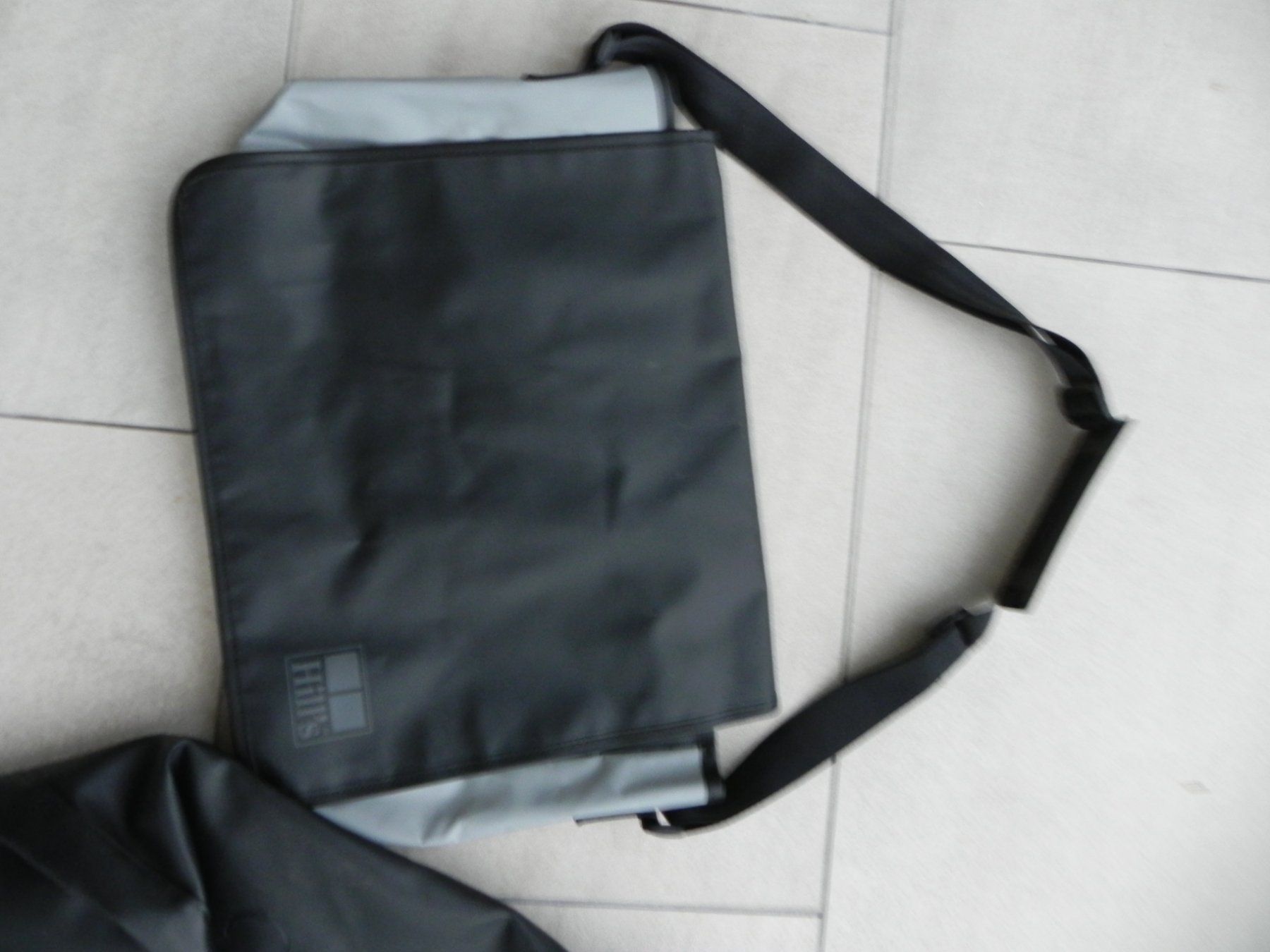 Borse: Taschen Set schwarz/grau 2 Stk – Usato da Stallikon venduto da pcerny16 6