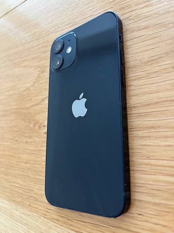 Apple Handys / Smartphones: IPhone 12 mini - 64GB schwarz – Gebraucht aus Zug von p.h_ 3