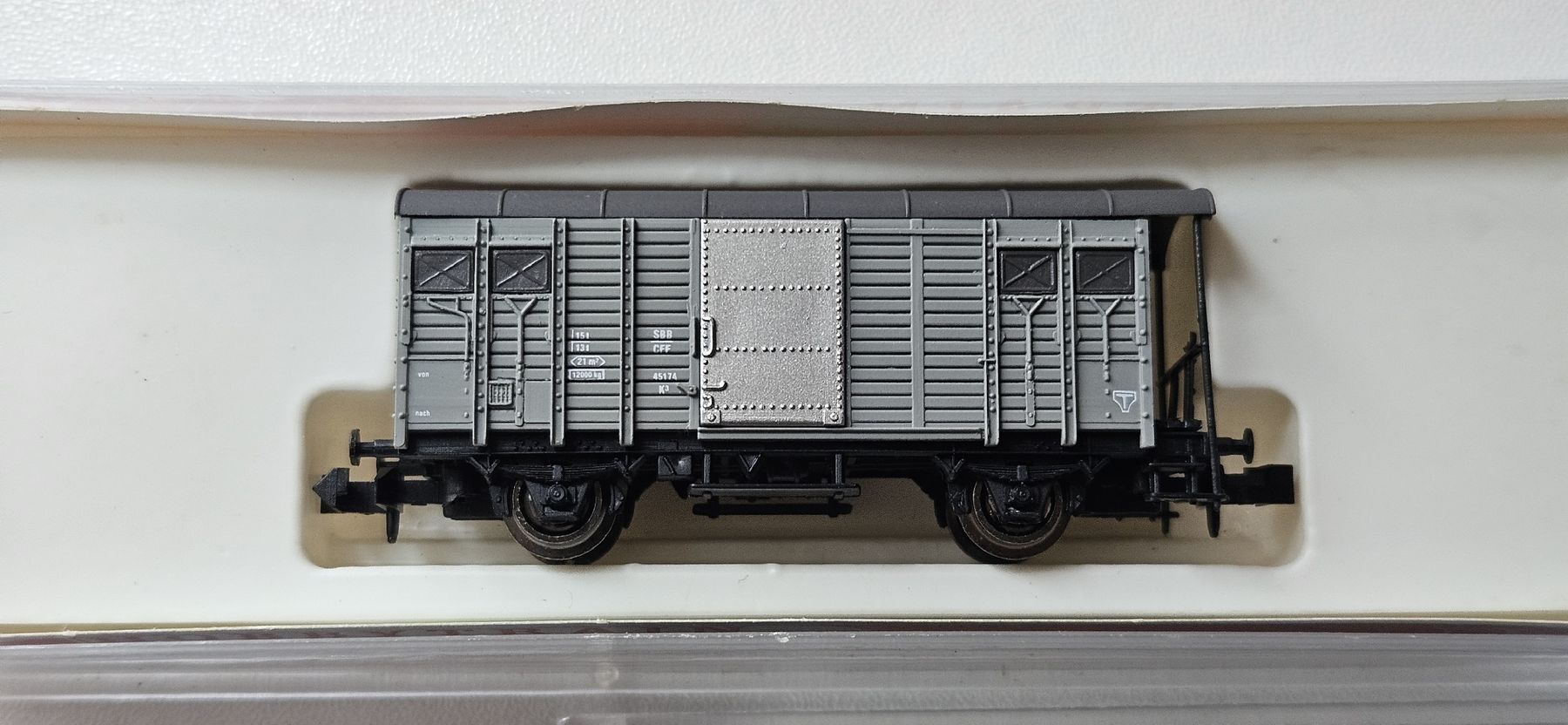 Hobbytrain Modelleisenbahnen: 5 wagons CFF K3 HOBBYTRAIN  – Gebraucht aus La Chaux-de-Fonds von Gdx2 3