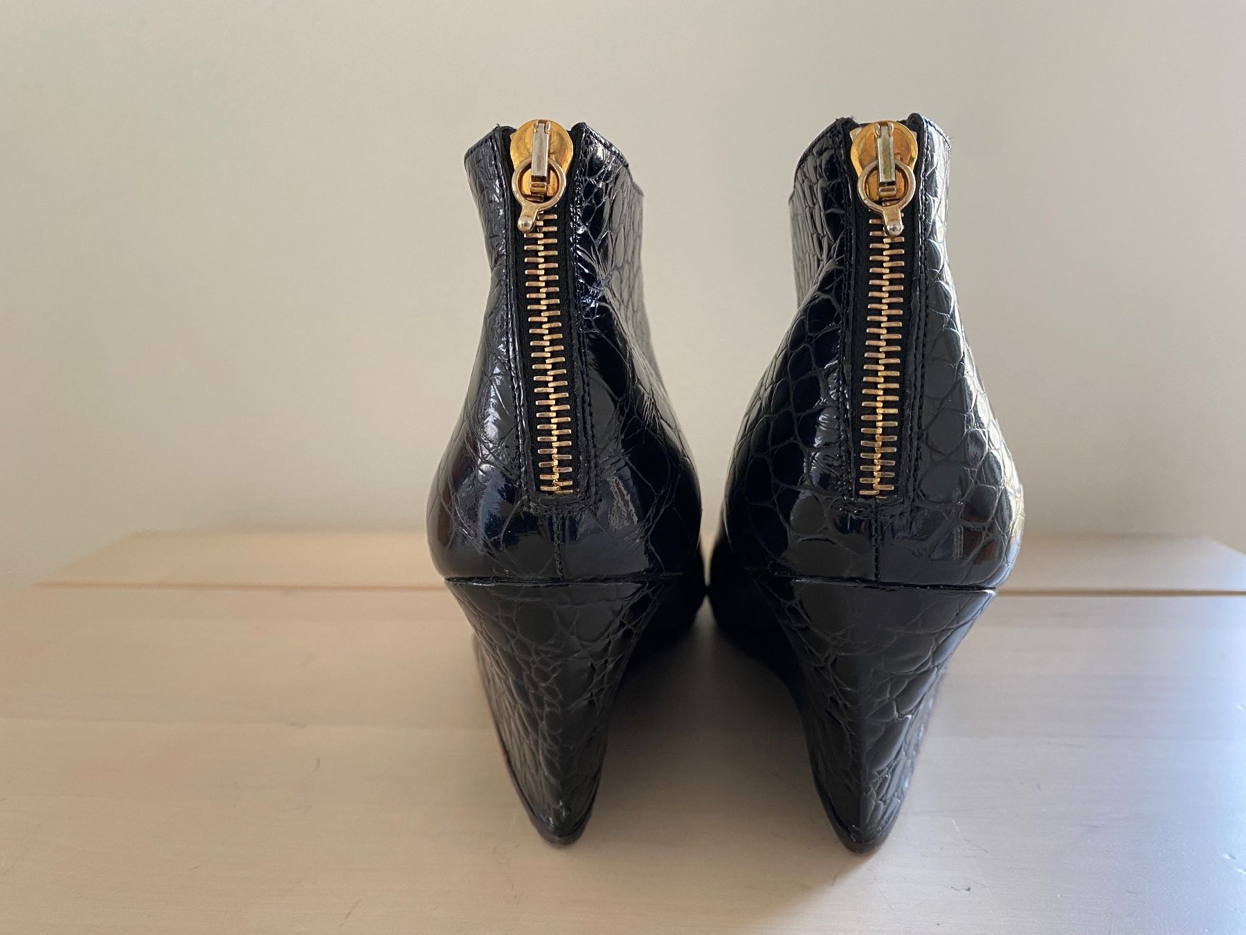 Scarpe da donna: Stiefelette, Keilabsatz, Avril Gau, Grösse 37,5 – Nuovo (secondo la descrizione) da Bern venduto da L.I.A. 3