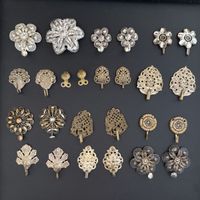 Antike Teils versilberte Trachtenschmuck 