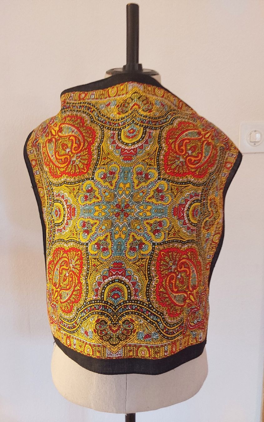Foulard & Sciarpe: Baumwolltuch quadratisch neu – Nuovo (secondo la descrizione) da Köniz venduto da scopello12 1