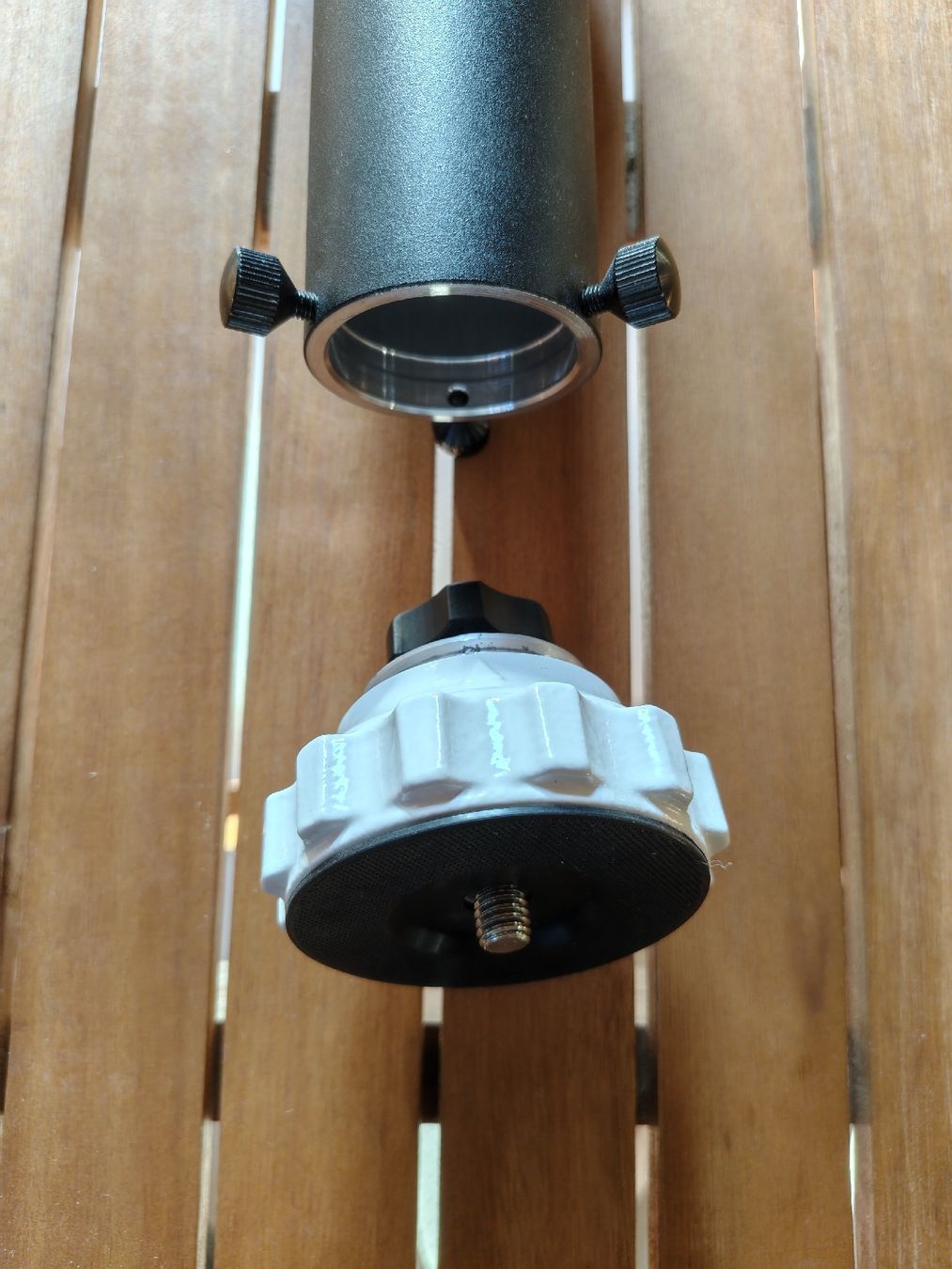 Sky-Watcher Telescopi: Skywatcher Stativ Säule 3/8" 21.5cm  – Usato da Menznau venduto da khold82 1