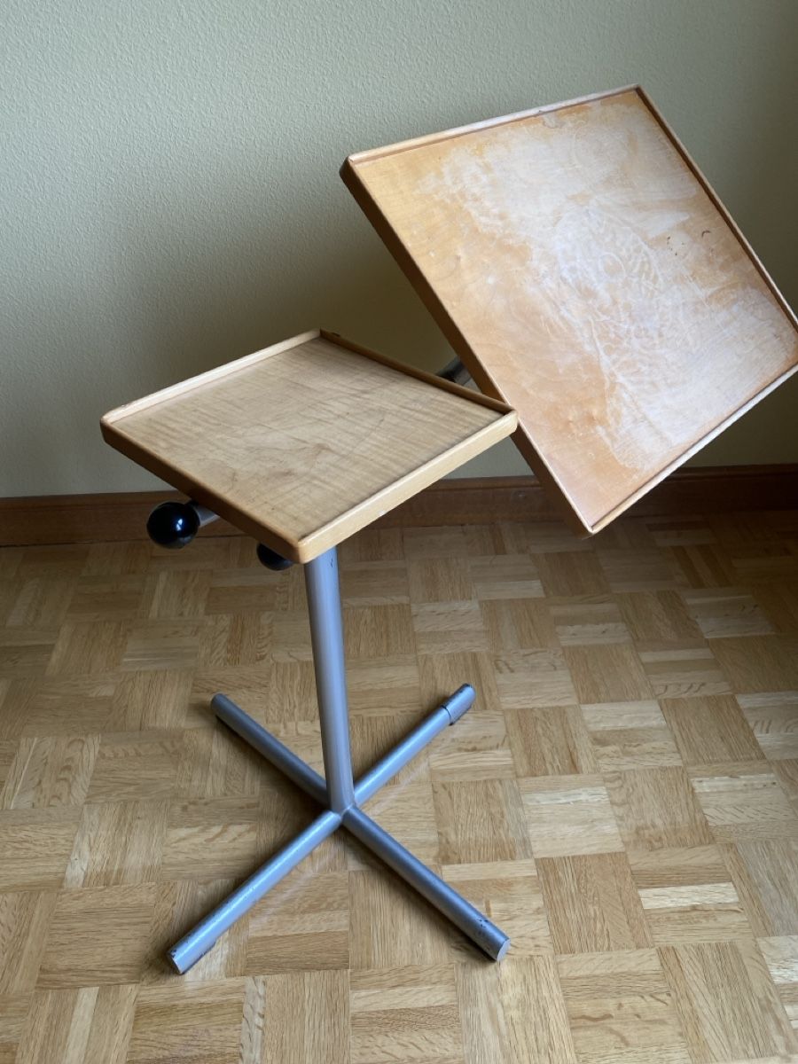 Tische: Vintage Embru Caruelle Tisch Designklassiker – Gebraucht aus Luzern von Gustav-33 3