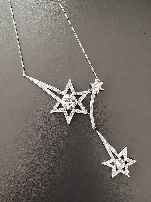 Swarovski Colliers: Collier Swarovski – D'occasion à Montreux par vmaelle11
