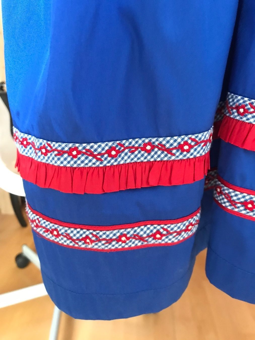Robes: Dirndl Landhaus Gr.40 – D'occasion à Adligenswil par Sorciere7 2